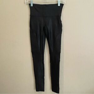 SPANX Very Black Quilted Moto Faux Leather Leggings Women's Size Small Black